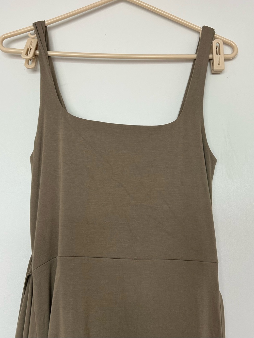 NWOT Aritzia Saturn Midi dress sz M - Picture 6 of 10